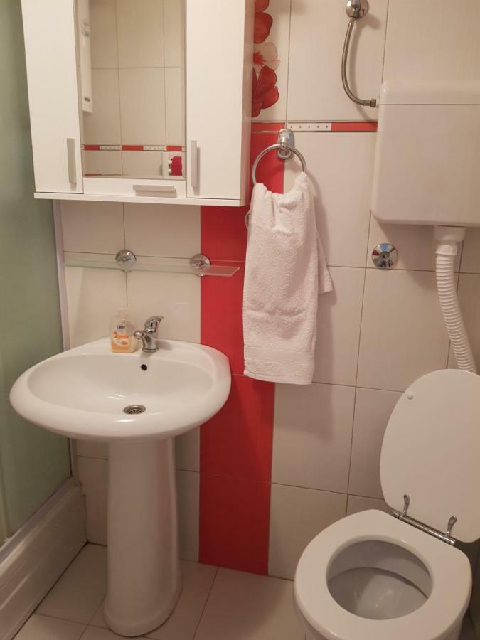 Apartment A&D Pancevo Bagian luar foto